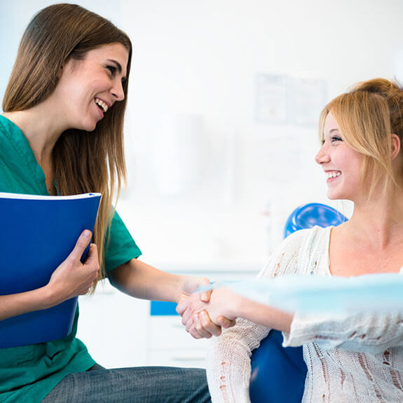 dentist-with-patient-female